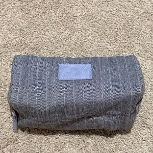 ELEMIS Gray Herringbone Cosmetic Bag